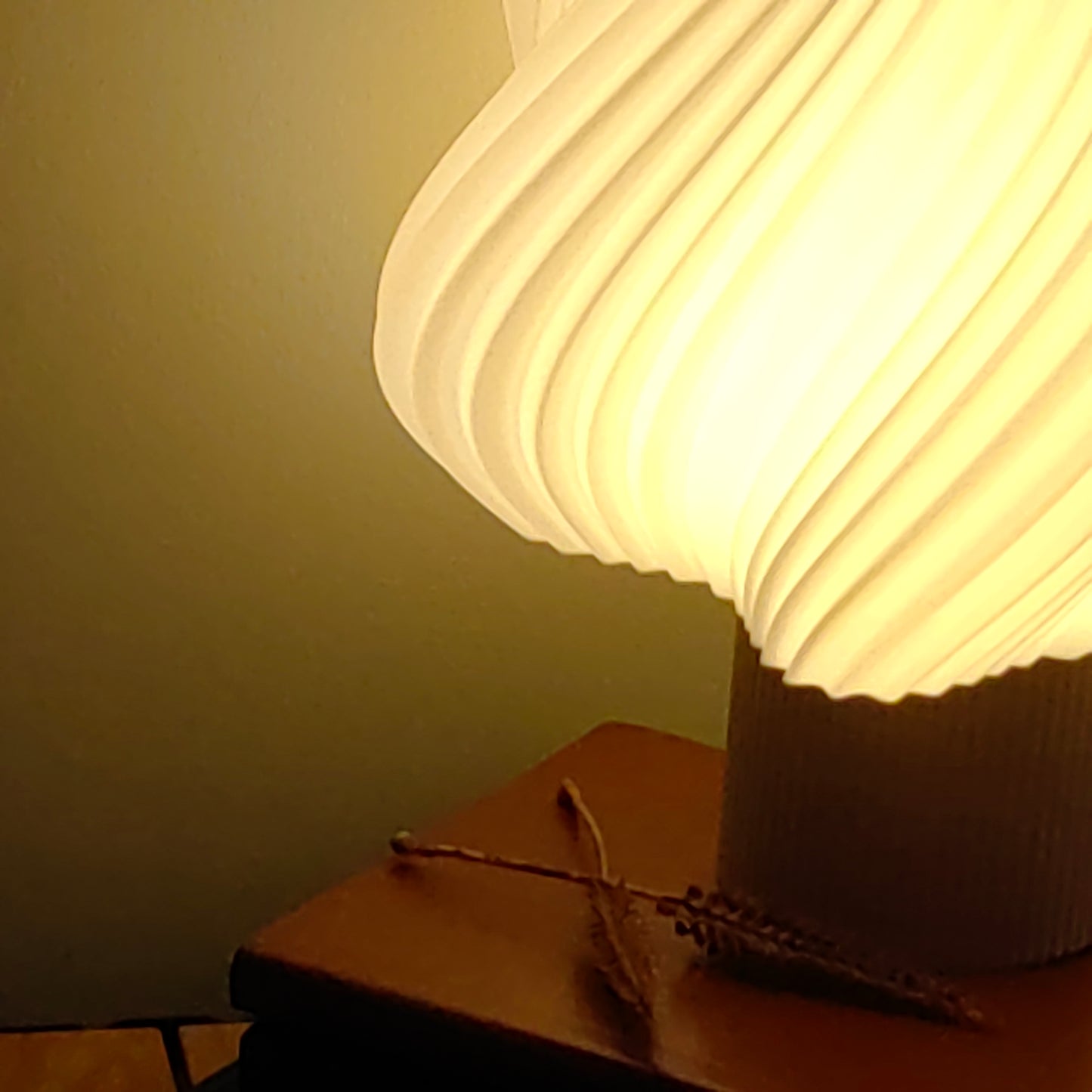 Soft Serve Lamp Portable,SOFT SERVE LAMP, wavy lamp, ice cream lamp, home decor,table lamp,lamp