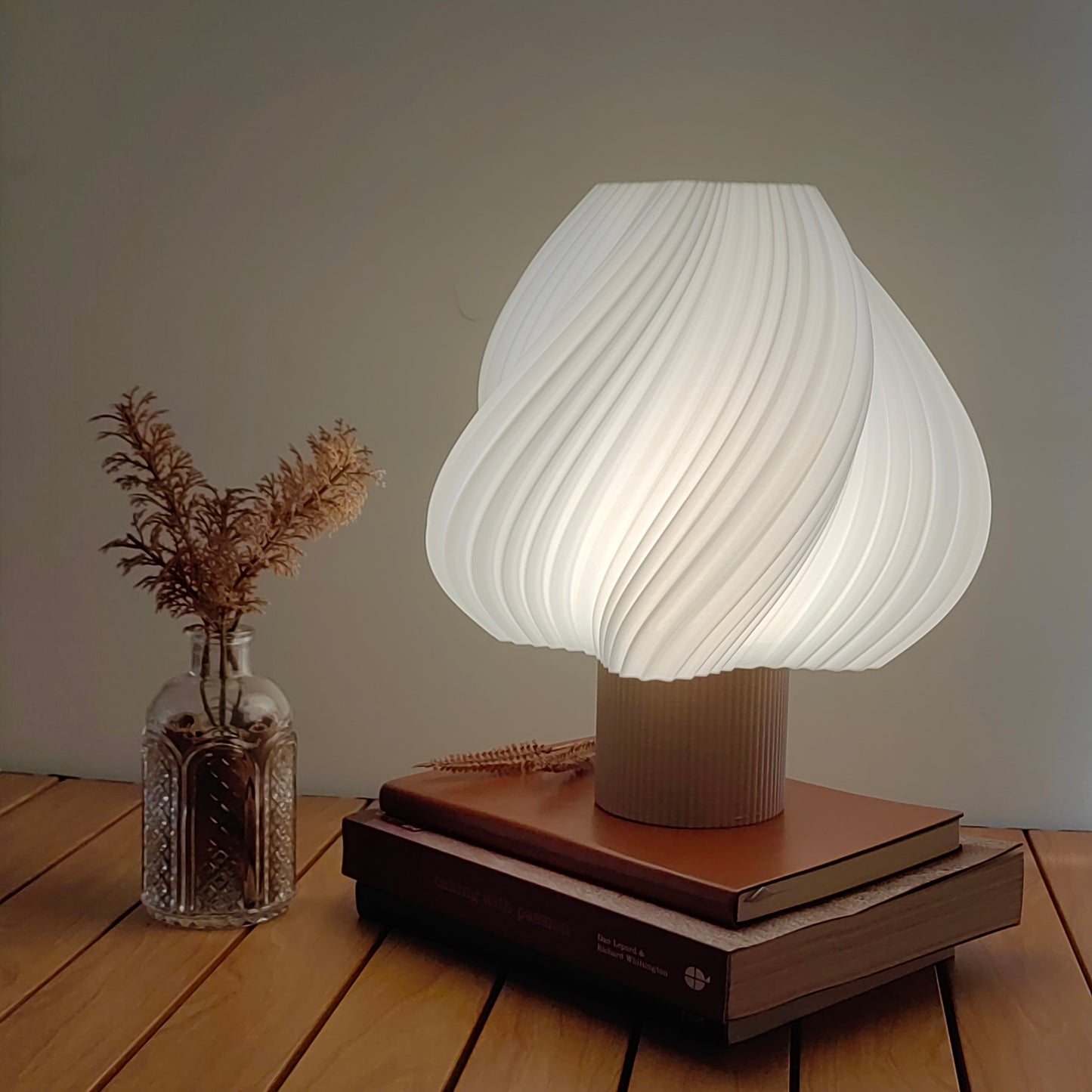 SOFT SERVE LAMP, wavy lamp, ice cream lamp, home decor,table lamp,lamp