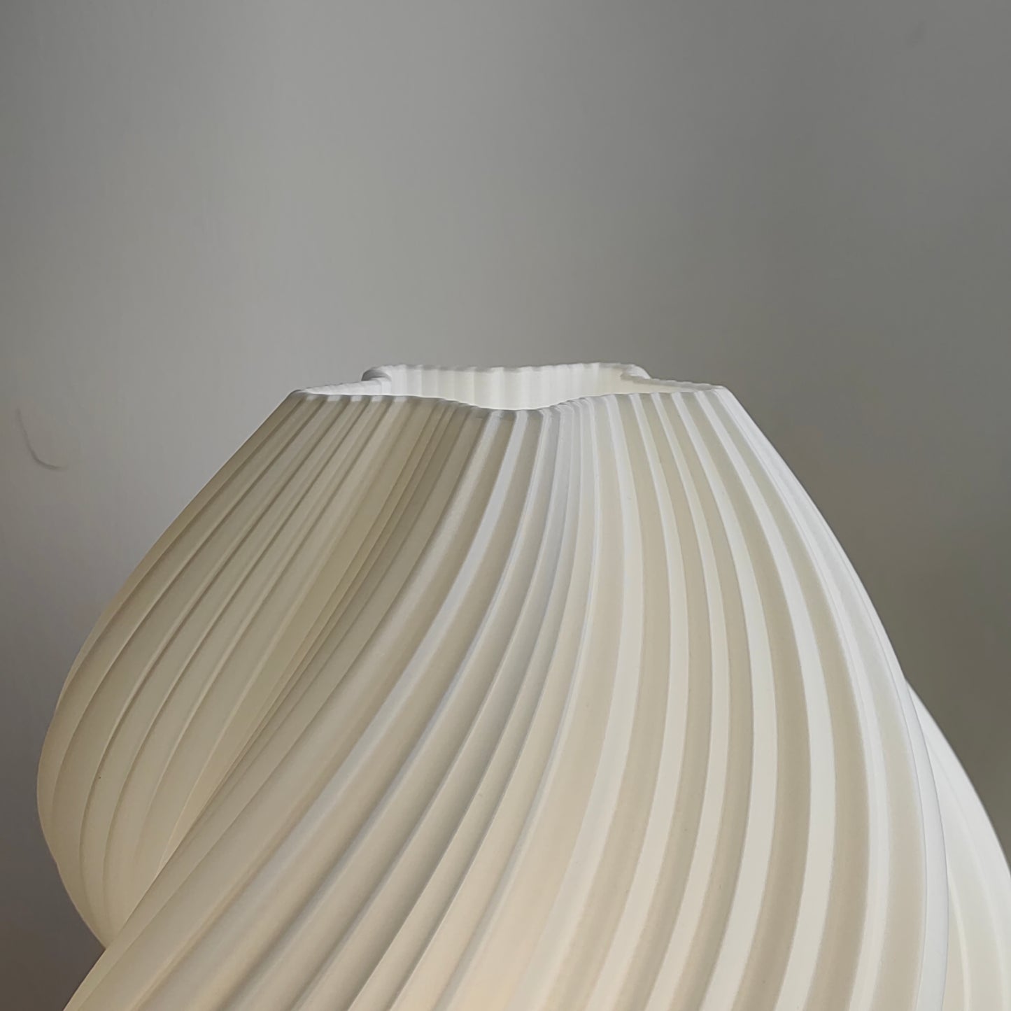 Soft Serve Lamp Portable,SOFT SERVE LAMP, wavy lamp, ice cream lamp, home decor,table lamp,lamp