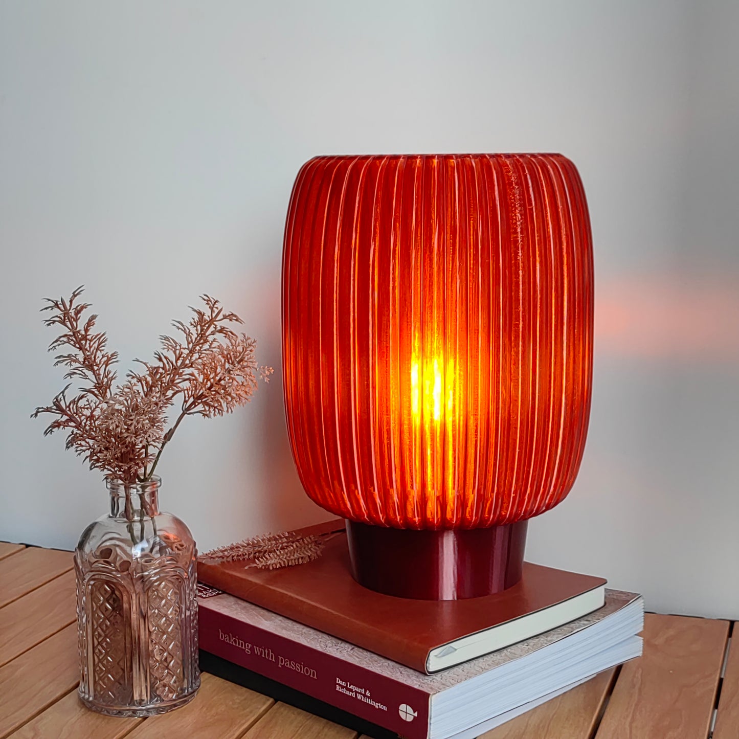 Lantern Memory | Table lamp AMBER, retro minimal 3D printed bedside lamps