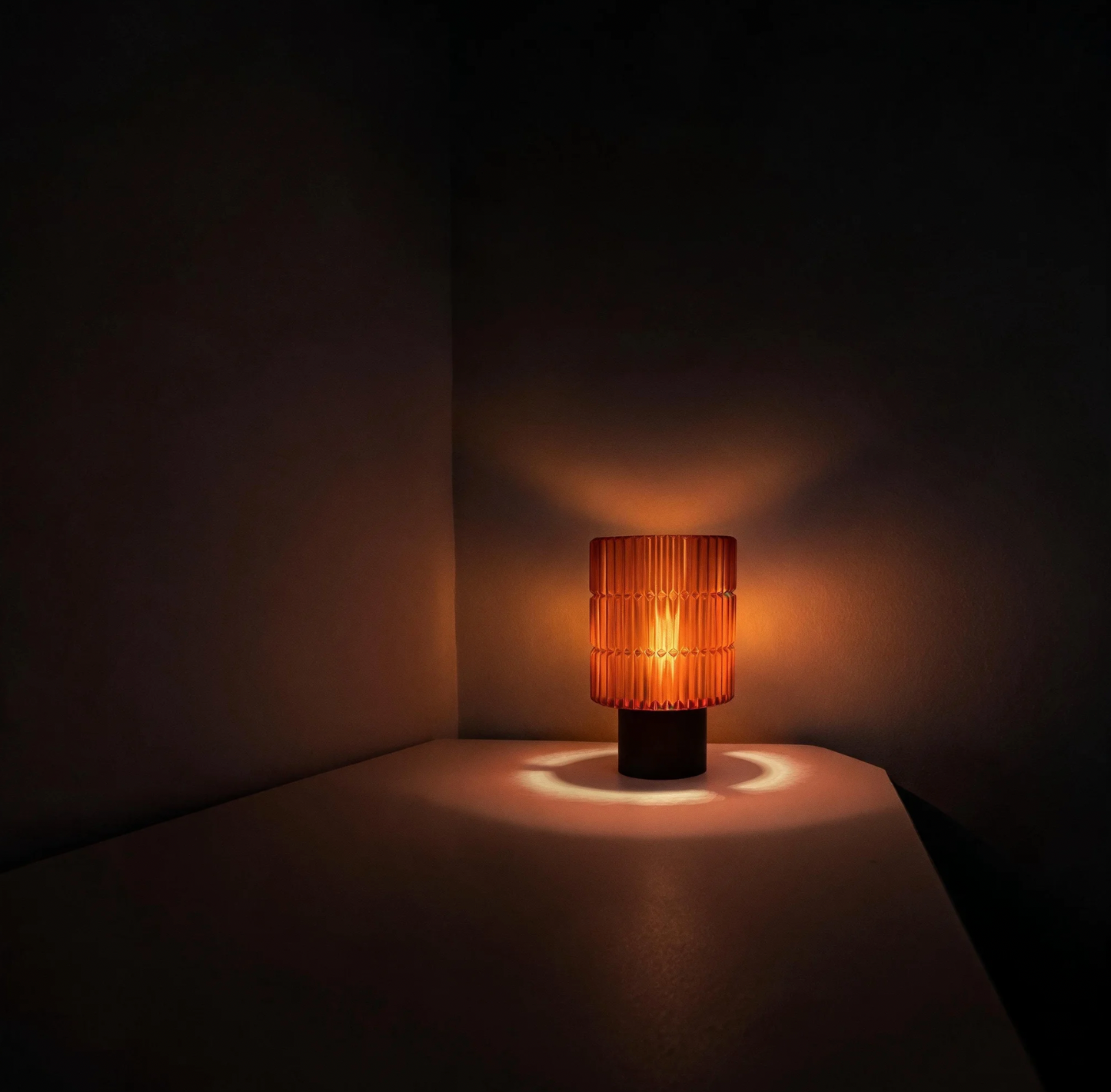 Vintage Sunset Table Lamp — Warm Ambient Light
