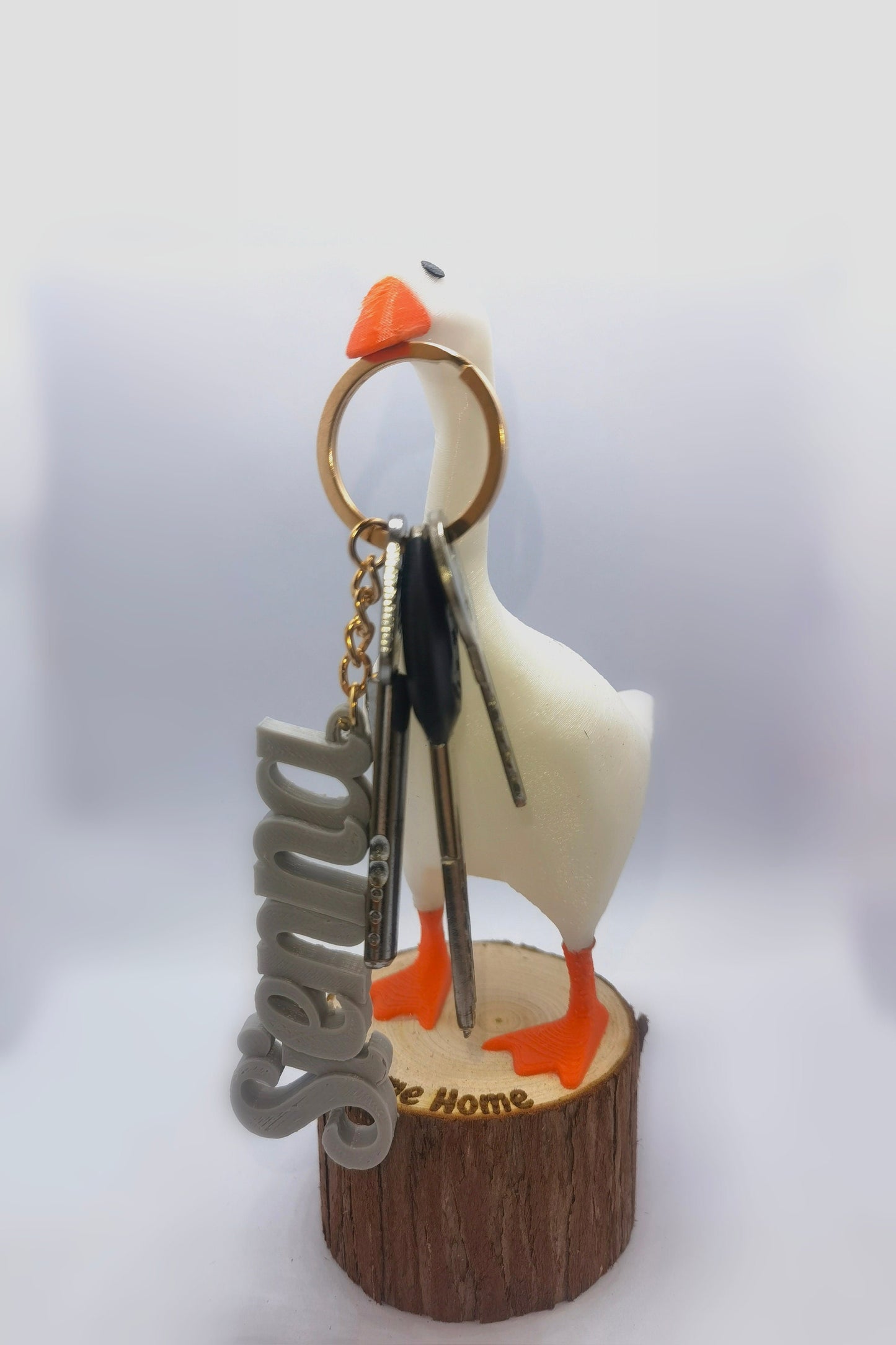 Untitled Goose Key Holder Magnetic Holder With Base | Housewarming Gift (3D Printed)