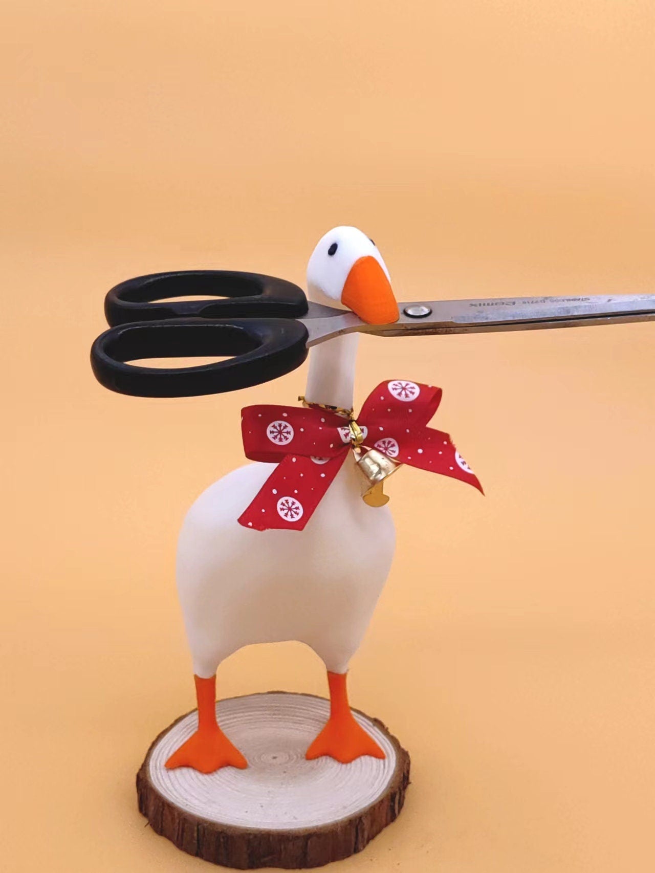 Untitled Goose Key Holder Magnetic Holder With Base | Housewarming Gift (3D Printed)